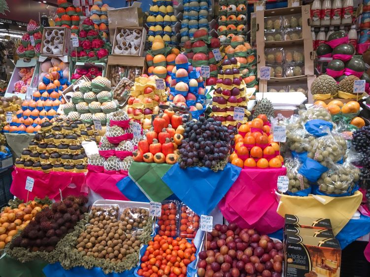 piles of various exotic fruit that you can sample in the Municipal Market - one of the best things to do in São Paulo