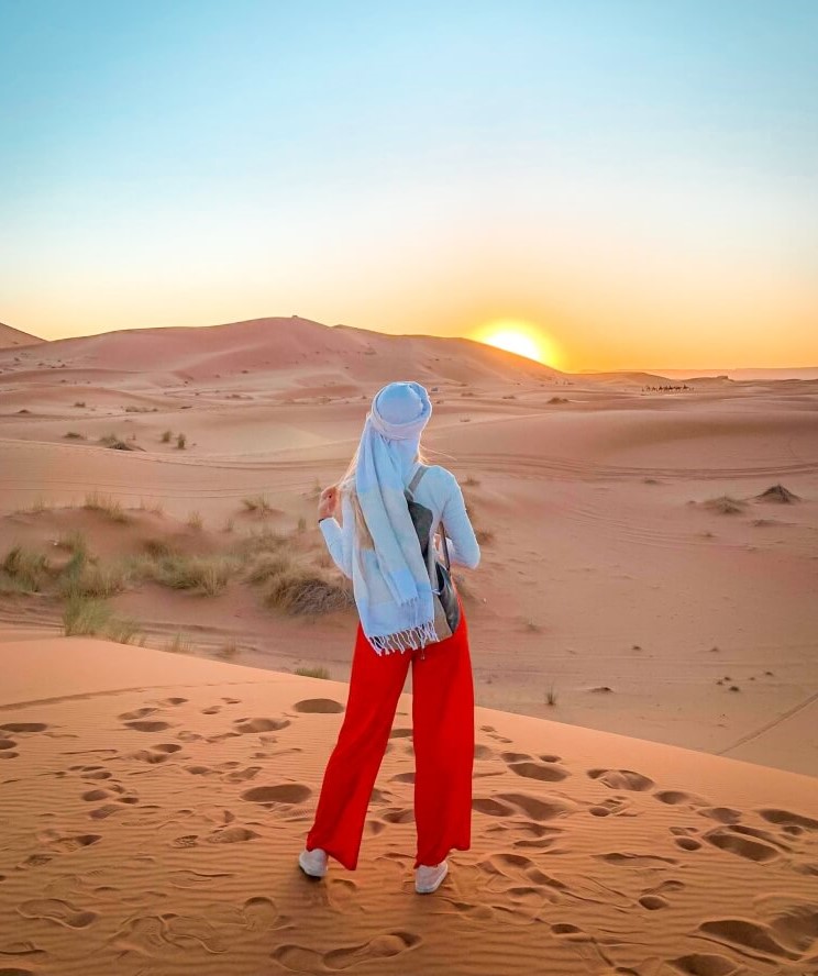 Dressing modestly is a key point in practicing responsible travel in Morocco