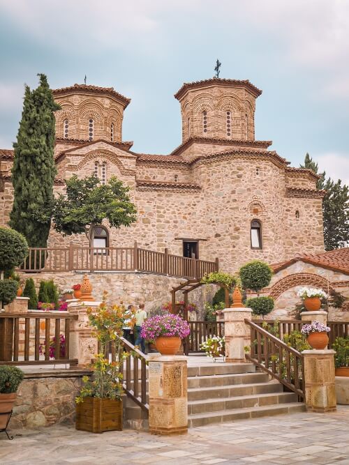 the exterior of Varlaam monastery, Meteora