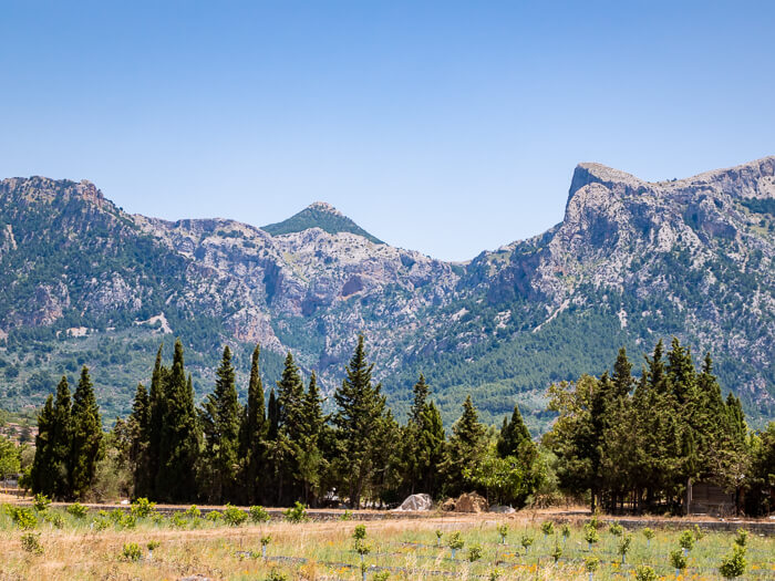 Serra de Tramuntana mountains on the north coast of Mallorca