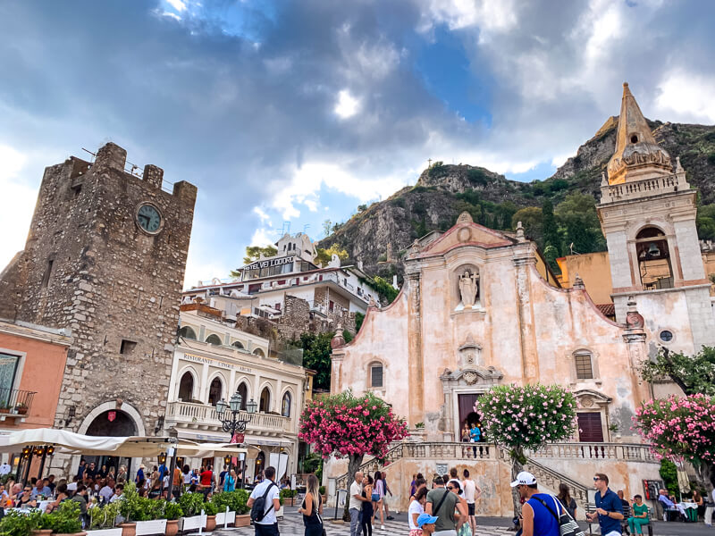The central square of Taormina, one of the most beautiful towns in this Sicily 7 day itinerary.